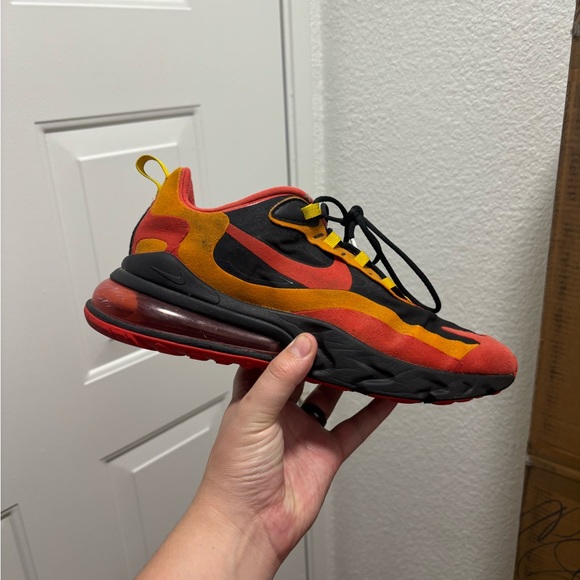 Nike Other - Nike Airmax 270 red